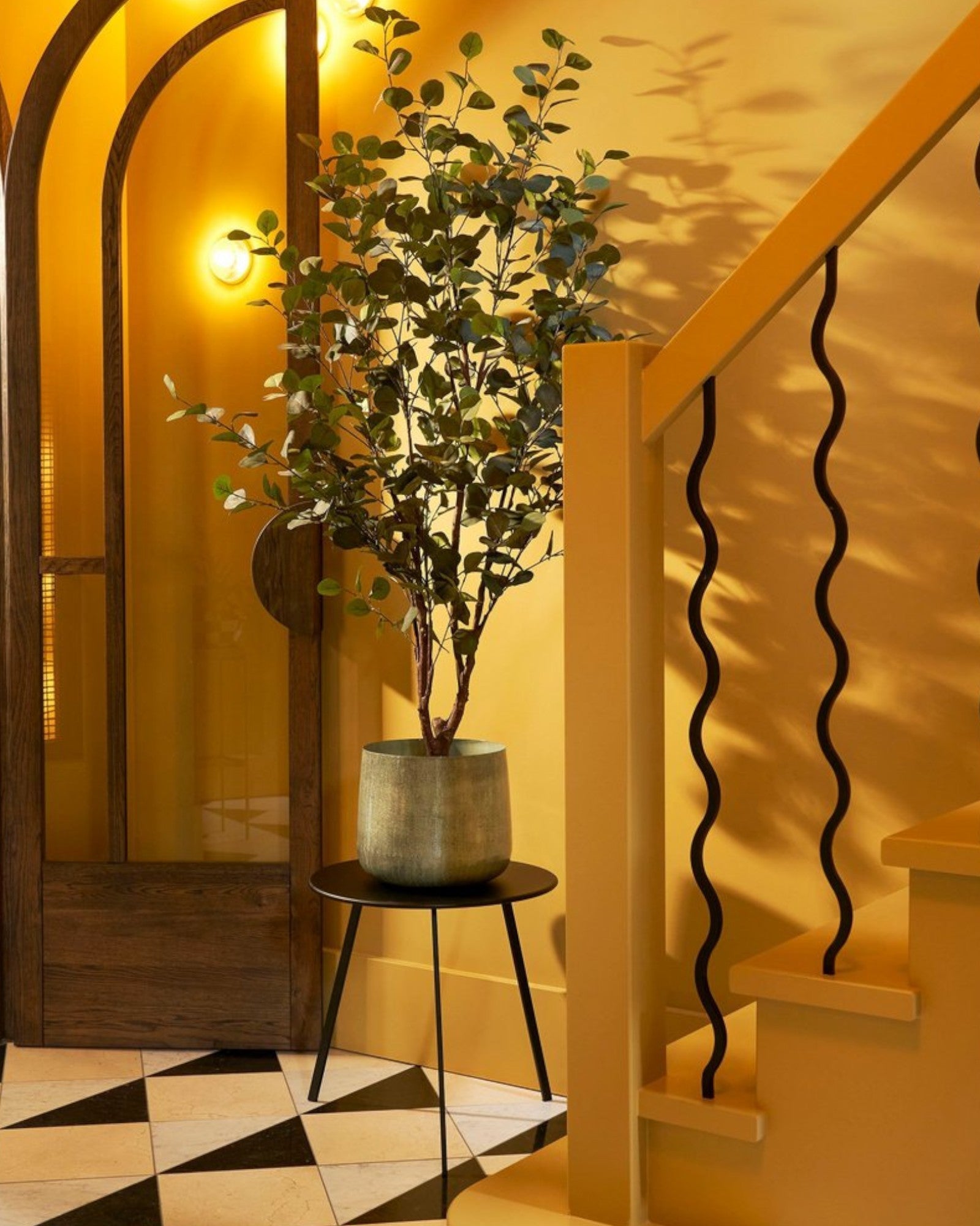 Gran Maceta de Metal Gris Claro - Diseño Industrial Moderno-Plant Pot-Nisero Deco