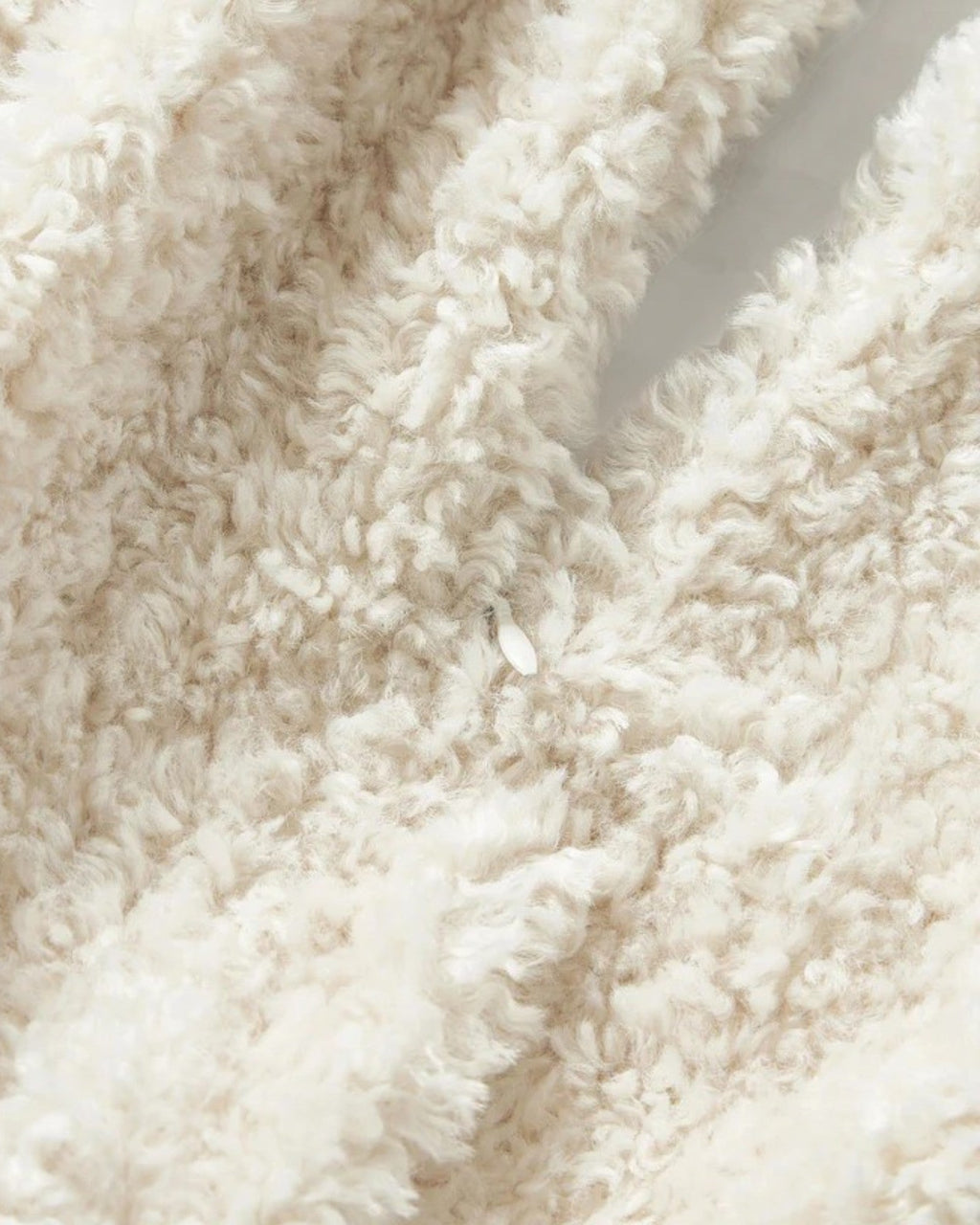 Funda de Cojín Teddy – Suavidad y Confort Esponjoso-Cushion Cover-Nisero Deco